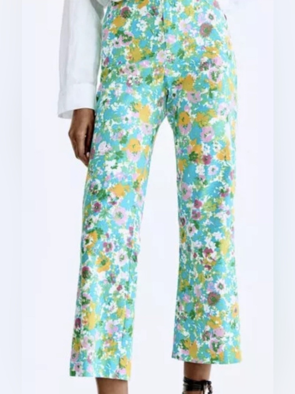 Zara Printed Linen Blend Flared Trousers